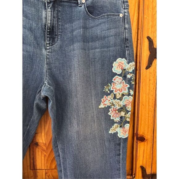 J. Jill Embroidered Cropped Jeans - Picture 2 of 6